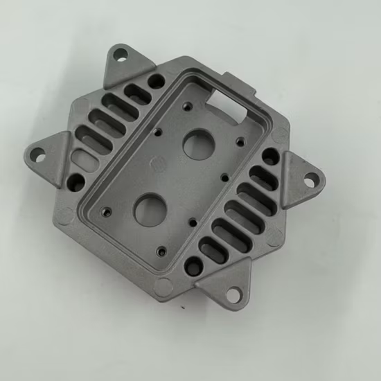 OEM Precision Metal ADC12 Радиатор из алюминиевого сплава Пресс-форма для литья под давлением с холодной камерой